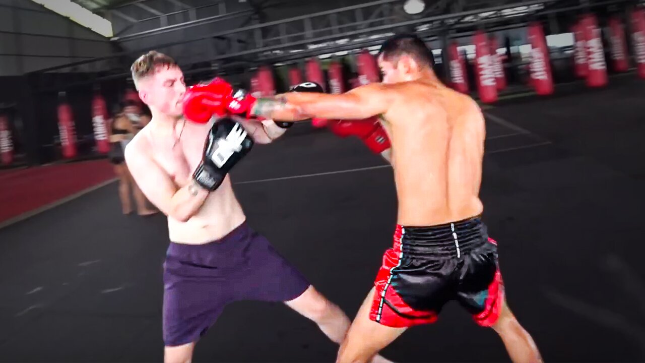 Training Muay Thai in Thailand