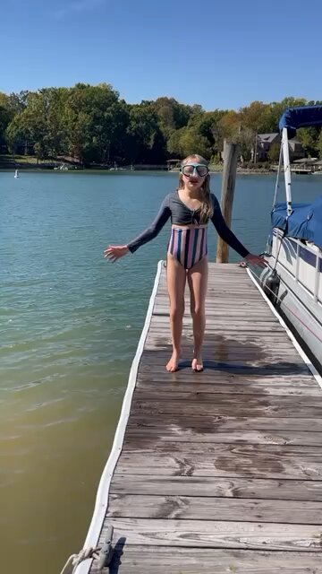 Camilla aqua training.