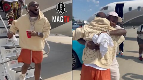 DaBaby Rolls Out The Red Carpet For Davido At Charlotte Clearport! 🛩