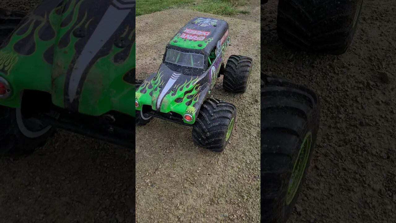 LOSI LMT GRAVE DIGGER ....