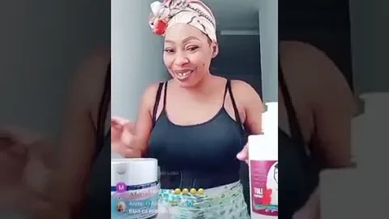 Lolo beauté a fait BBL pour grossir ses fesses 🤣 la nouvelle Carmen Sama Abeille 🐝 Flore De Lille