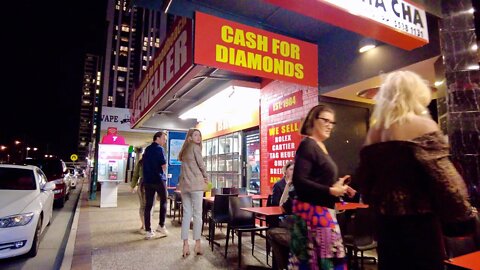 Gold Coast Broadbeach Friday Night Walk