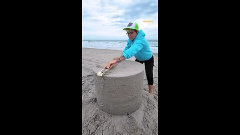The Frequency of Art Sandcastles