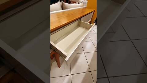 Uma peça moderna e versátil o Aparador Requinte é perfeito para você!