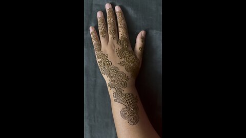 Amazing henna designs by Jenny