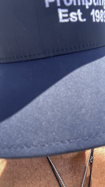 Music touches our soul… 🌴😎❤️ #promptings #sendoutcards #islandvibe