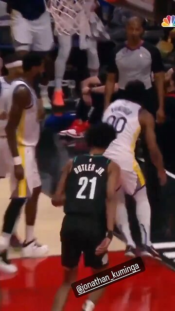 Jonathan Kuminga makes an insane takeoff. @Houseofhighlights