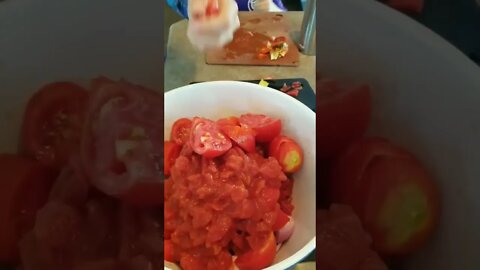 Easy homemade Salsa!! Do you like mild, medium or hot?!? #homemadesalsa #homemadesalsa #salsa