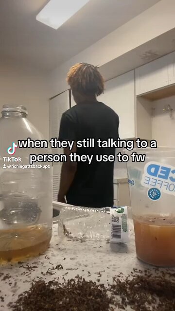 I got so distracted😭