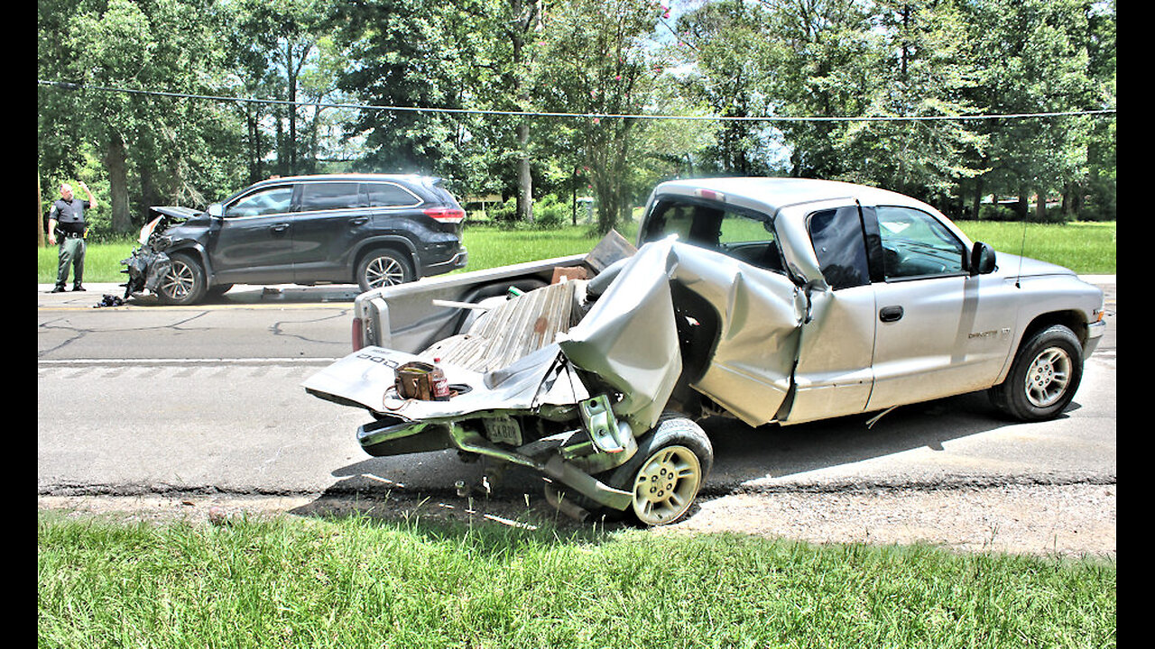 PICKUP SLAMMED FROM BEHIND, SCHWAB CITY TEXAS, 07/29/24...