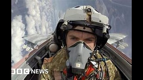 Ukraine war: Fighter ace and two other pilots killed in mid-air crash - BBC News