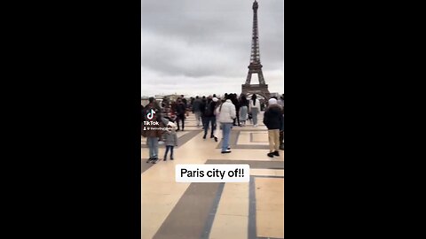 Paris city no locals