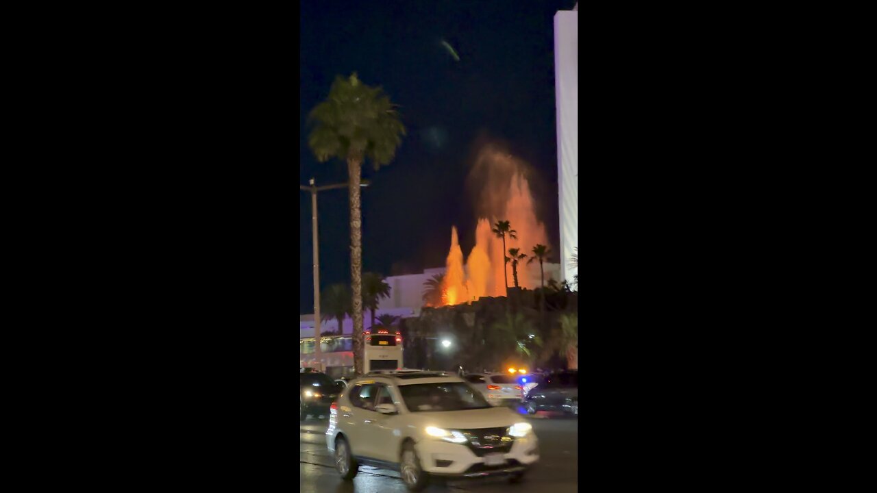 The volcano Las Vegas strip