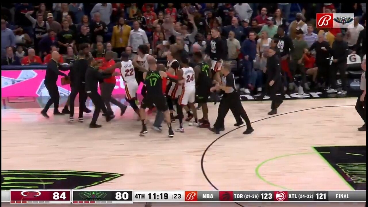 Chaos As NBA Stars Get Into HUGE Fight On The Court