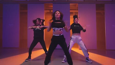 16 shots song dance video