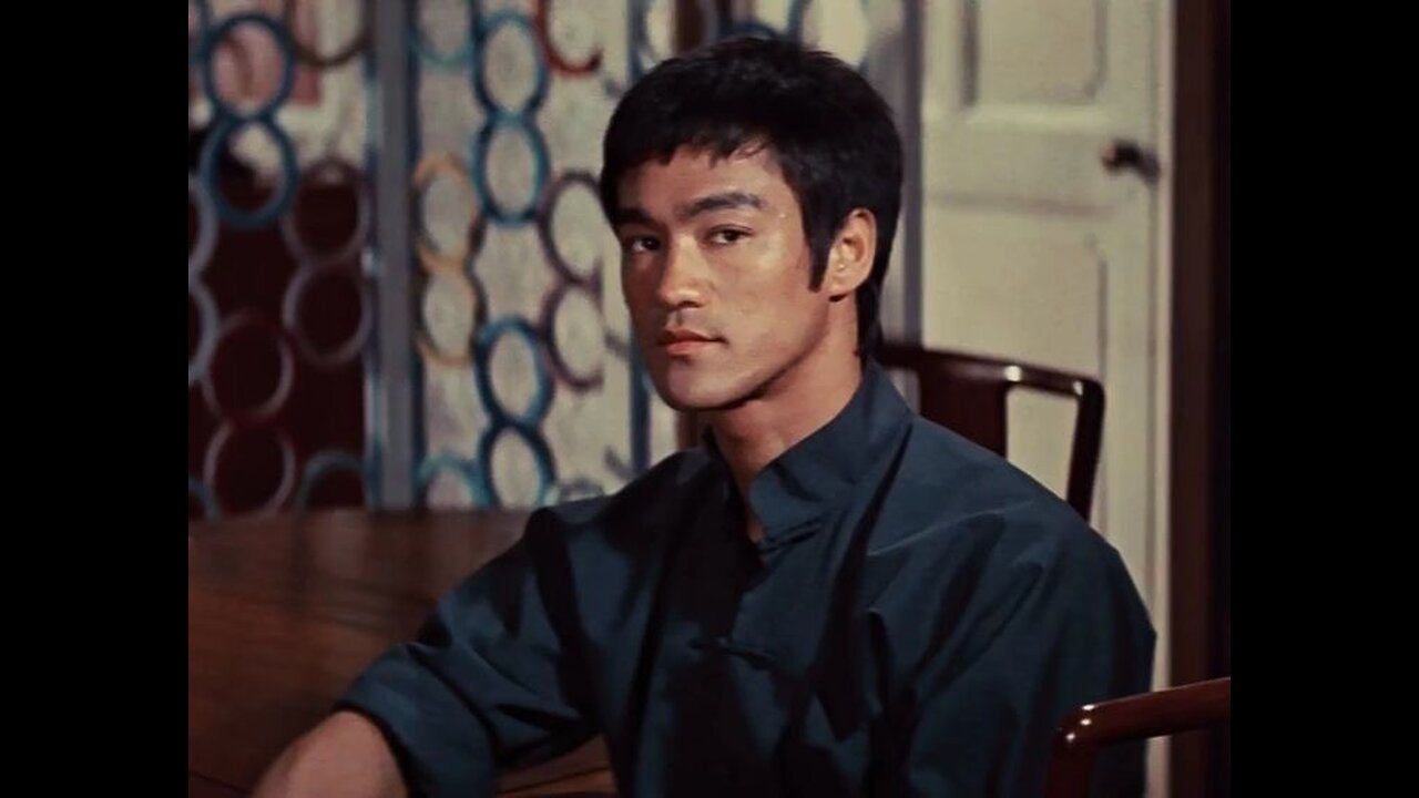 Cross kick Studio Films Bruce Lee Way of the Dragon