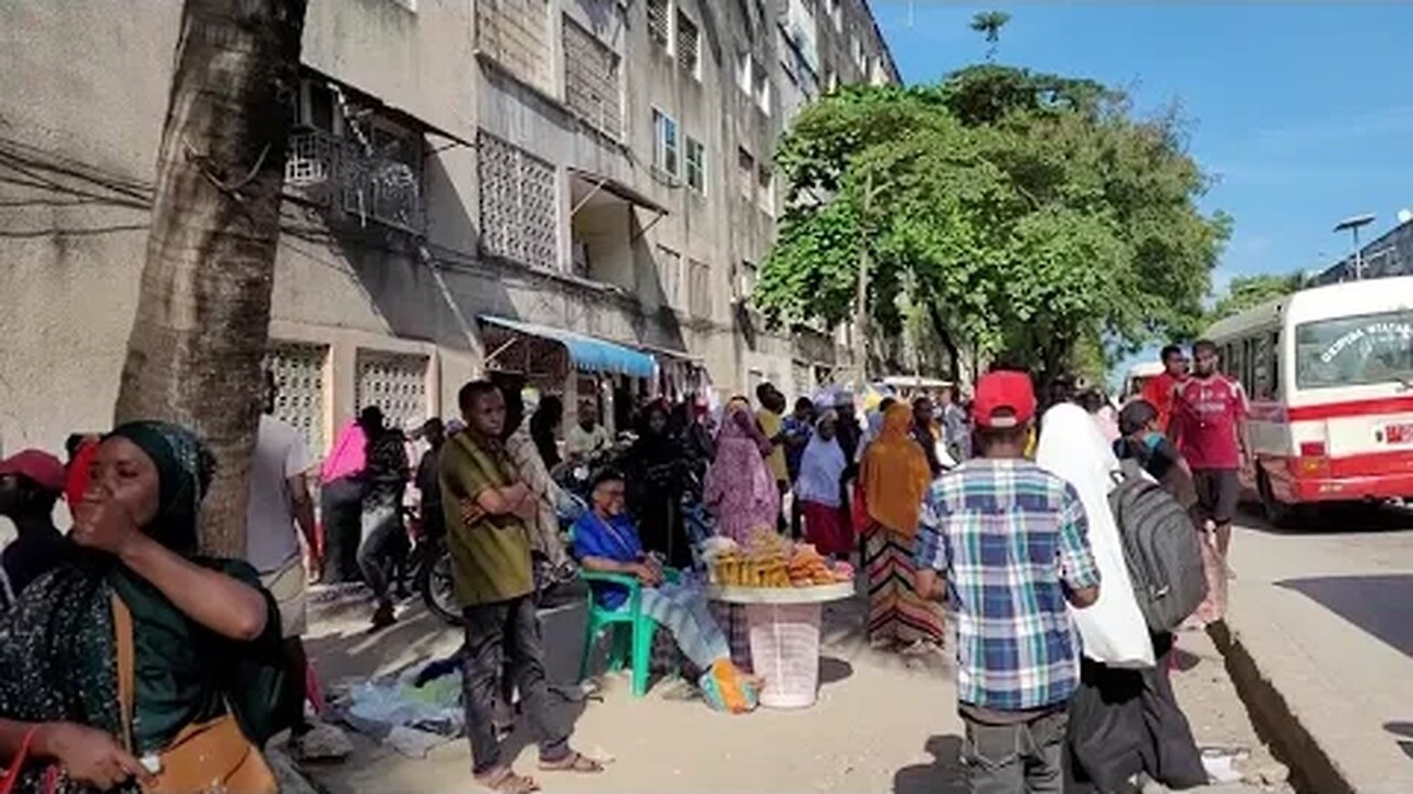 Stonetown, Zanzibar: (Bus)Waiting for Maungani, Reminiscing Shrooms way back.