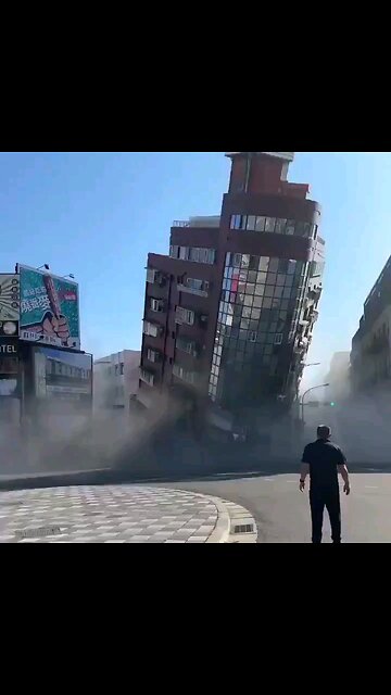 7.5 earthquake hit Taiwan. Several buildings collapsed. Tsunami warning is established.