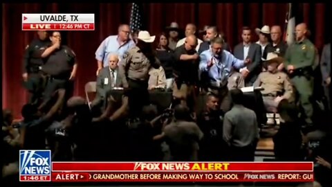 Beto O'Rourke Crashes Abbott's Press Conf On TX School Shooting For Political Gain