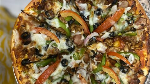 #subscribe #short #food #lifeinoman #pizza #pizzarecipe #lifeinoman