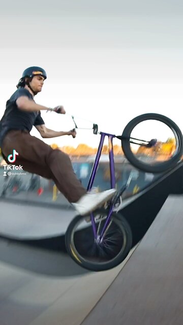 Insane pro bmx rider