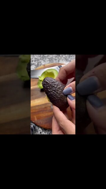 Keto Queen Reveals Astonishing Tips To Cook AVOCADO EGG in the air fryer #Shorts
