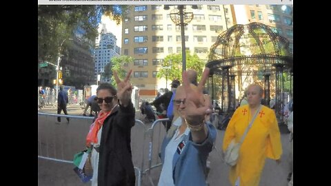 U.N IRAN IMPROMPTU CONVERSATION REGARDING IRANIAN FREEDOM OUTSIDE UNITED NATION w 2 LADIES from IRA