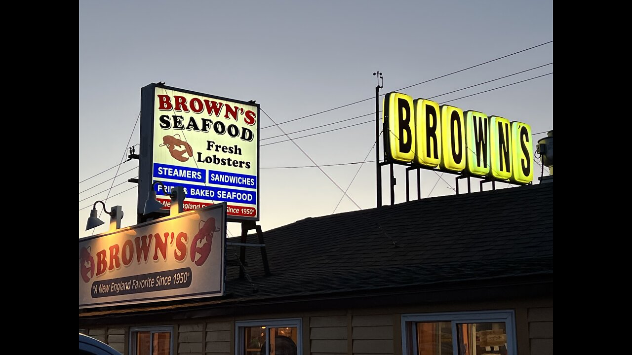 🔴LIVE April 22, 2022 Hampton Beach, NH Boardwalk #waves #fun #frieddough #cocktails