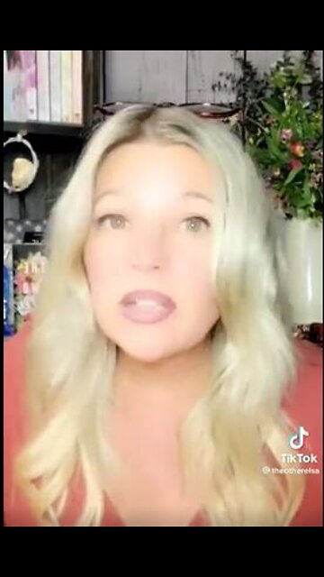 Blonde perfect imitation of Kamala