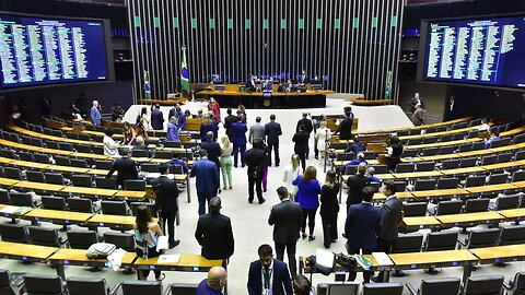 Para bancar Fundo Eleitoral de R$ 6 bilhões, deputados podem reduzir verba de ministérios ... pqp