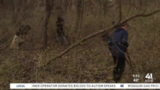 Shawnee Mission South students clean up along creeks in Overland Park