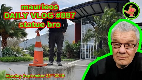 maurieos DAILY VLOG #887 statue bro