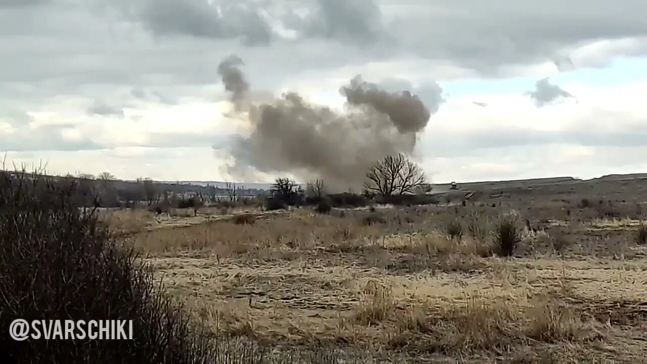 Russian TOS MLRS Thermobaric Missiles Hit Fortified Areas of Ukranaina Forces, No Chance To Survive!