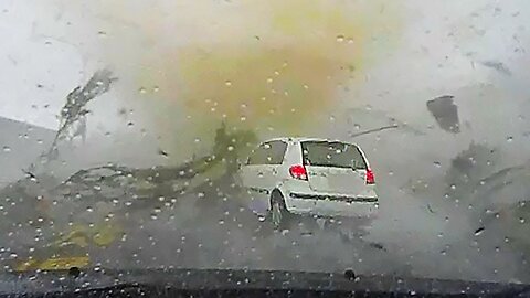 10 Extreme Moments Caught On Dashcam