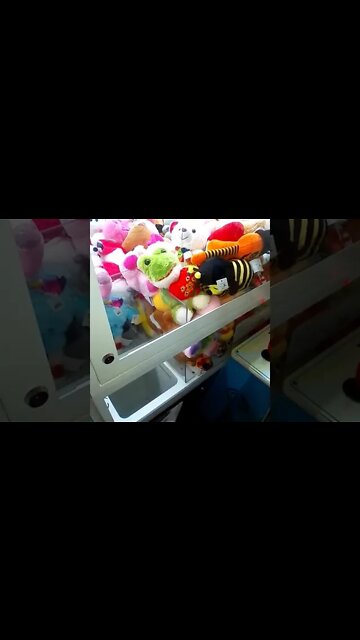 pegando urso pelucia na maquina 6(2)