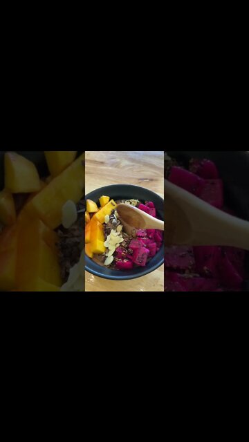 Mango With Dragon Fruit #UpFoodReview #ytshorts #Food #Streetfood #viral #viral2022 #trending2022