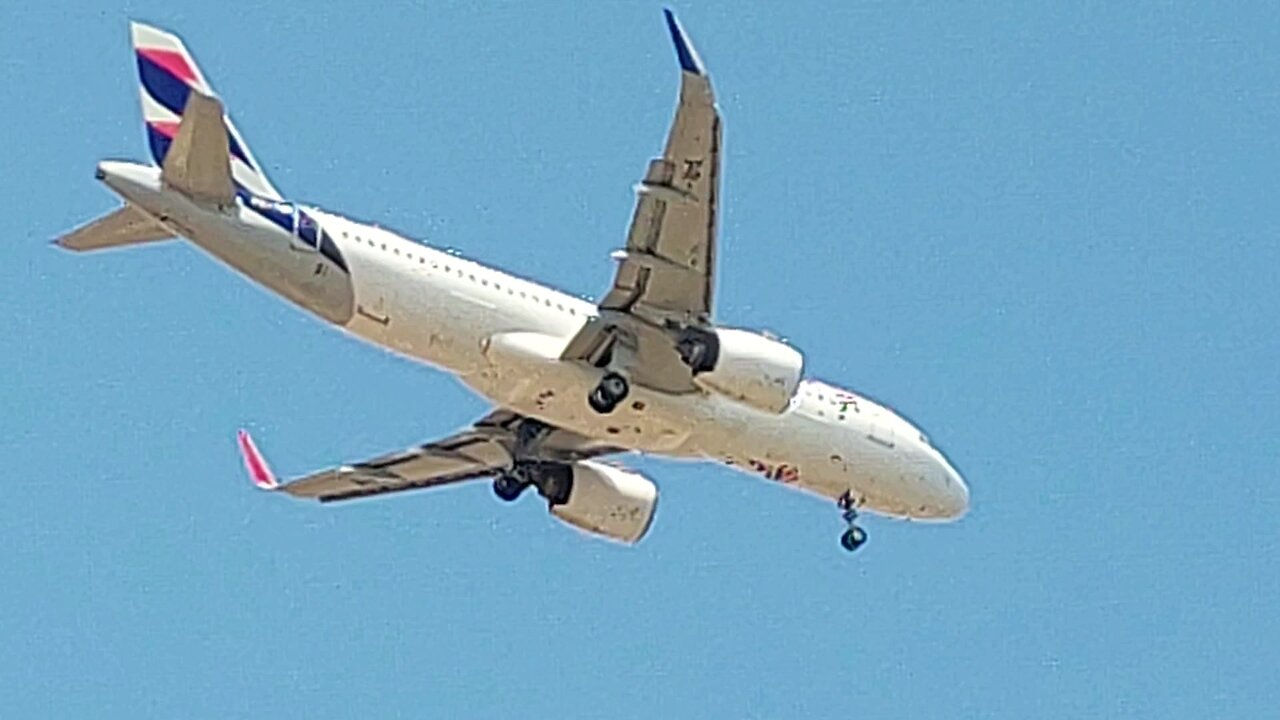 Airbus A320NEO PR-XBK coming from Salvador to Fortaleza