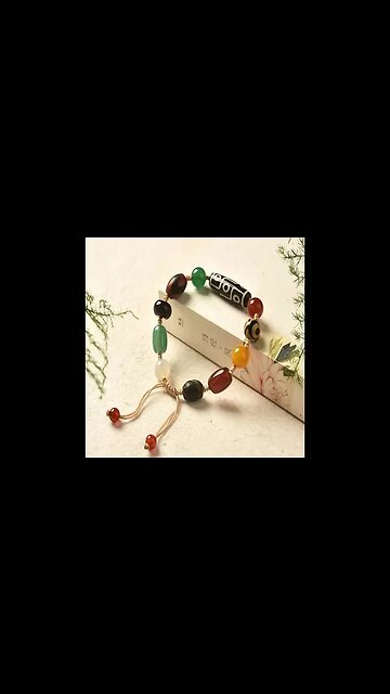 TIBETAN NINE EYE DZI BEAD AGATE WEALTH PROTECTION BRACELET