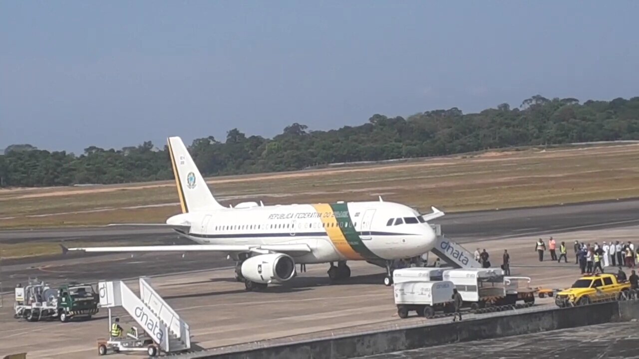 Chegada do então Presidente da República, Jair Messias Bolsonaro a Manaus em 18/08/2021