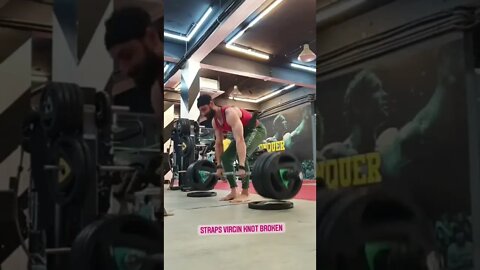 NEW STRAPS VIRGIN KNOT BROKEN - repping 180kg deadlifts at 70kg bw #shorts #youtubeshorts