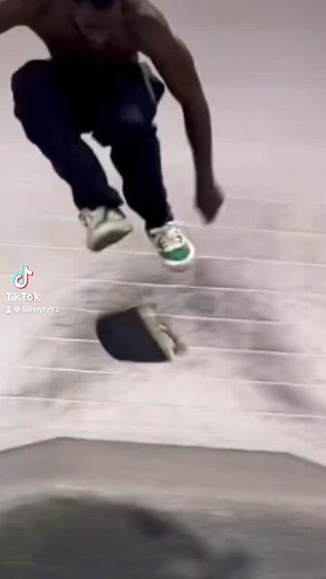 Bro super smooth with it 🌊