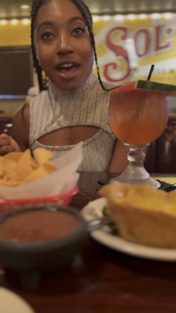 Str8rich Date night with beautiful fijii pornbox