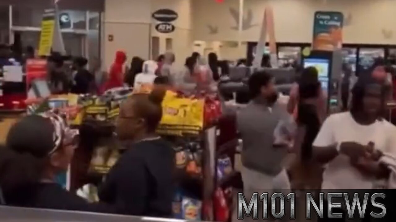 Mob Ransacks A Wawa Store in Philadelphia