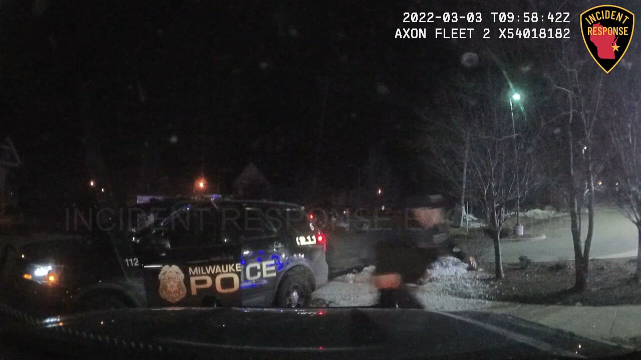 Dash Cam: Milwaukee Police Pursuit of Chrysler 300