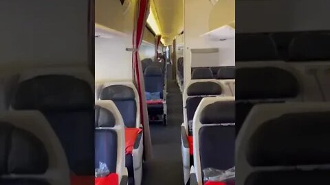 Como é estar dentro de um avião Paris/Japão! #aviões #viagens #shorts