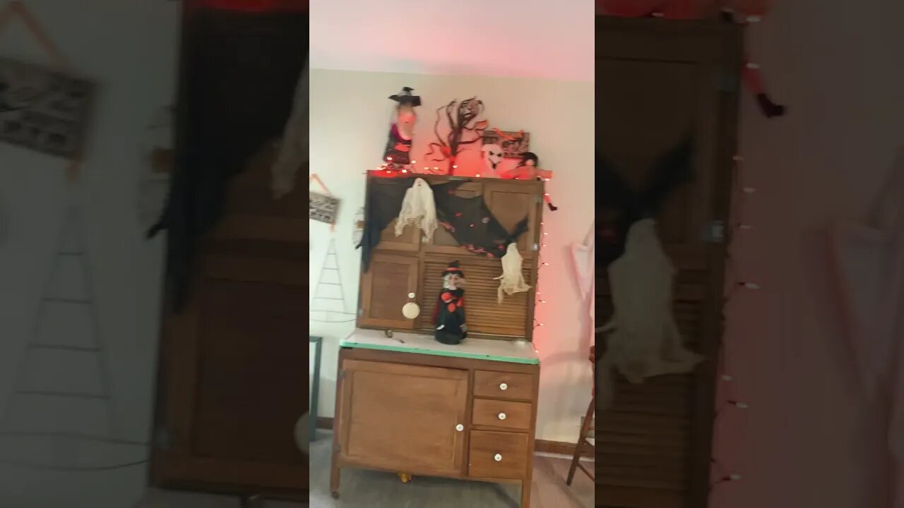 Halloween Decor