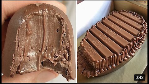 Delicious Heart shape chocolate Cake