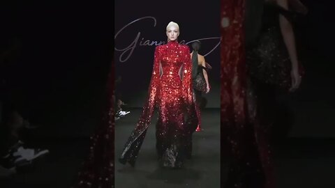 Giannina Azar Fall/Winter 2022-23 Runway Collection