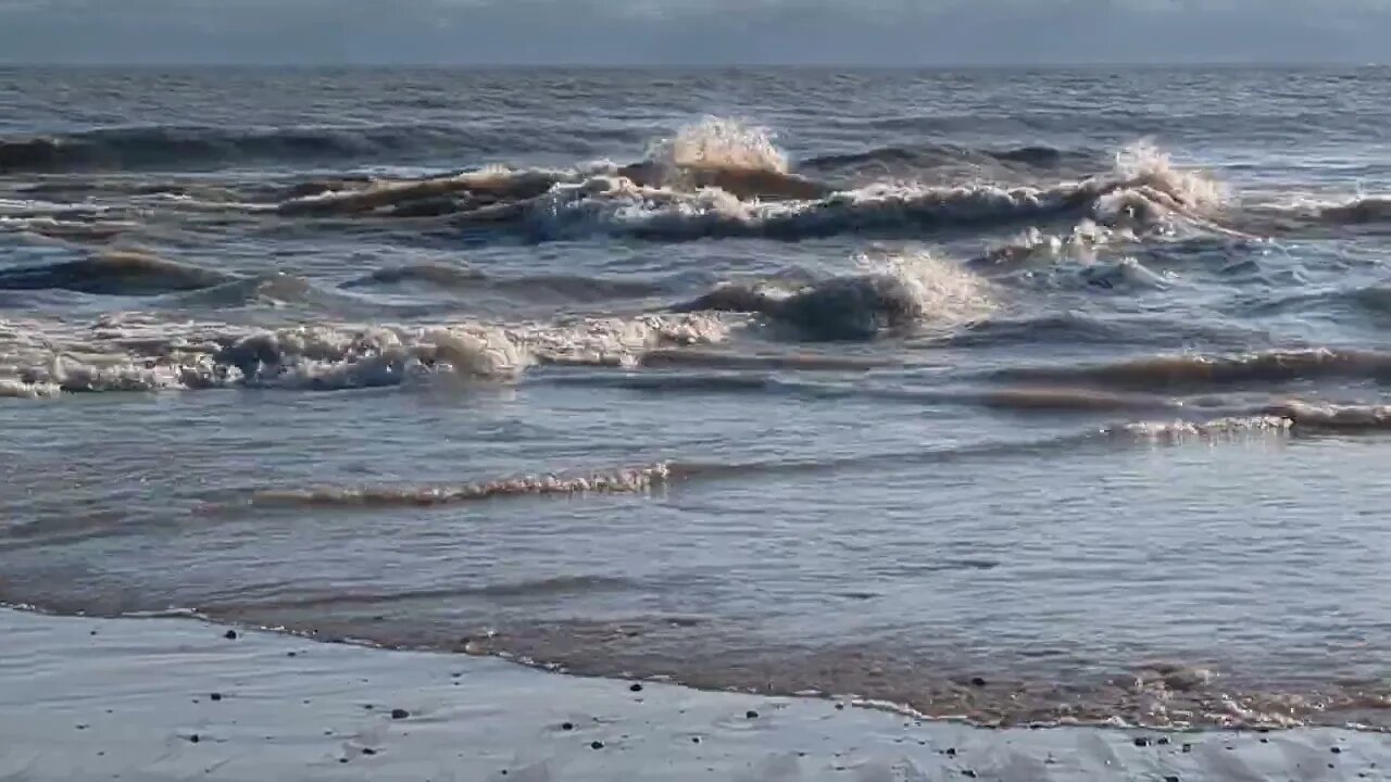 Crisscrossing Waves - Soothing Sounds of Nature - 3 hours - Calming Sounds - Relaxing Music