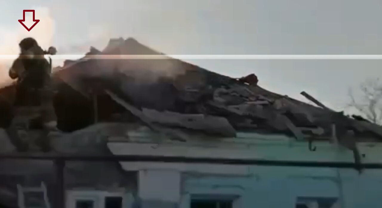 Chechen troops launch weapons on roofs of partially destroyed houses